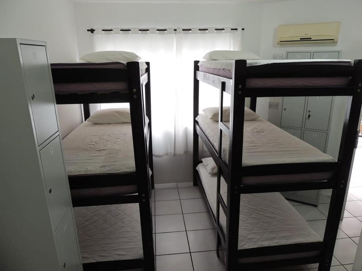 Positive Hostel Balneario Camboriu Bagian luar foto